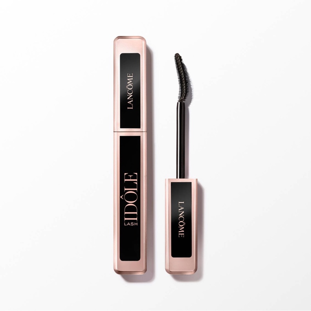 LANCÔME LASH IDÔLE MASCARA
Lash-Lifting & Volumizing